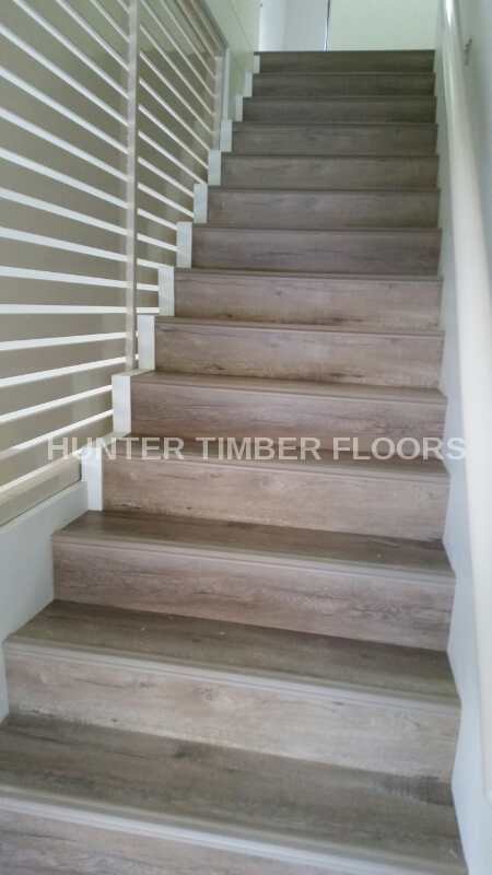Laminate HTL606 Grey Oak - Staircase
