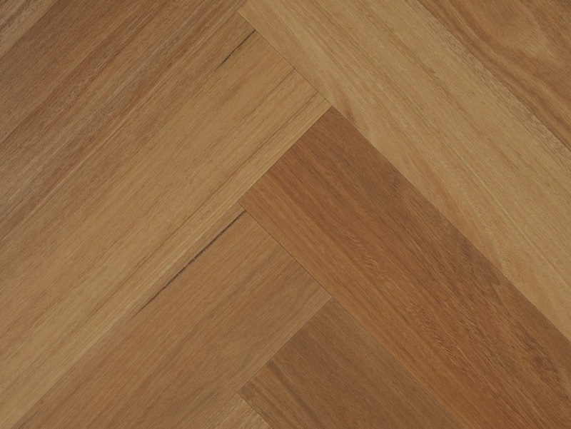 Herringbone Classic Spotted Gum-Easi-Plank SPC